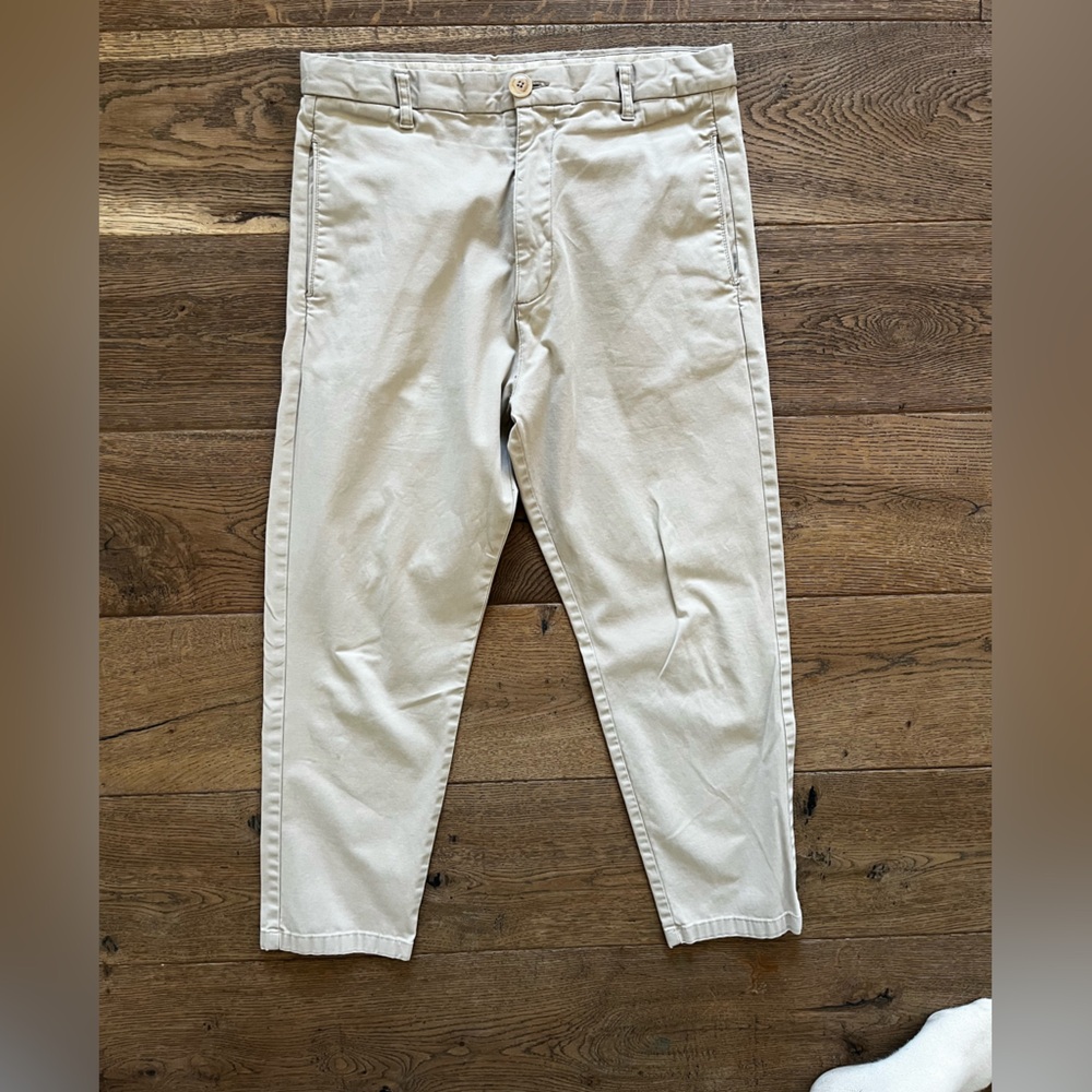 Khaki Chinos by Knowledge Cotton Apparel